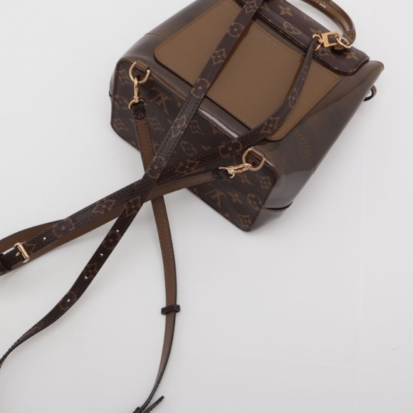 Authentic Louis Vuitton Vernis × Monogram Hot Spring - Picture 8 of 11